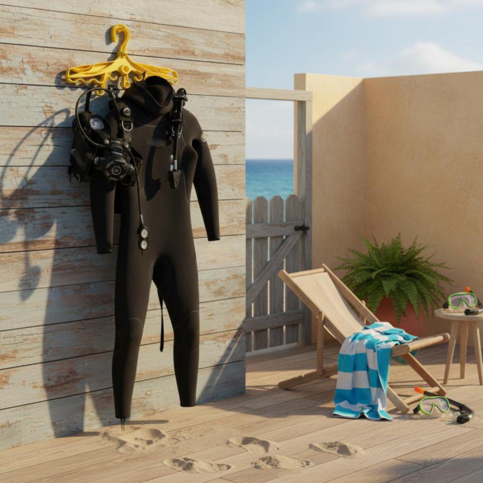 プラスチック製ダイビングハンガー、8つのフック付き、ウェット - Aquatic Sports And Scuba のレビューと価格